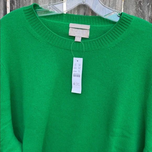 J. Crew Vibrant Green Crew Neck Sweater - Picture 4 of 10